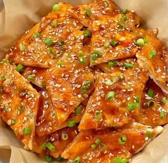 土家酱香饼：香酥脆嫩的经典风味秘籍